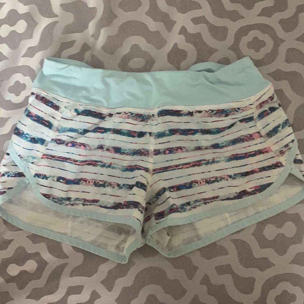 IVIVVA SHORTS! Size 12